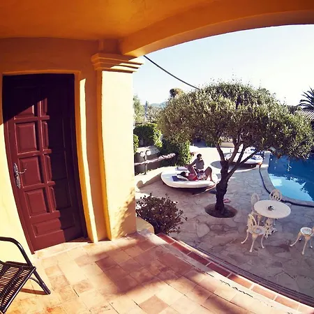 ホテル Pikes Ibiza (adults Only) 4*