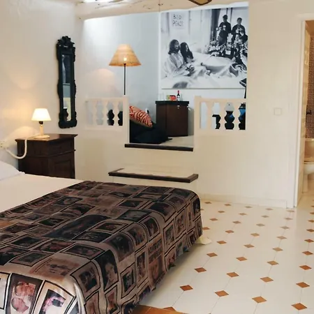 ホテル Pikes Ibiza (adults Only) 4*